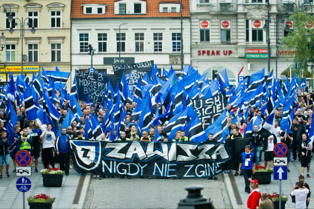 zawisza bydgoszcz kibice