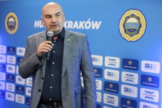 Artur Trębacz