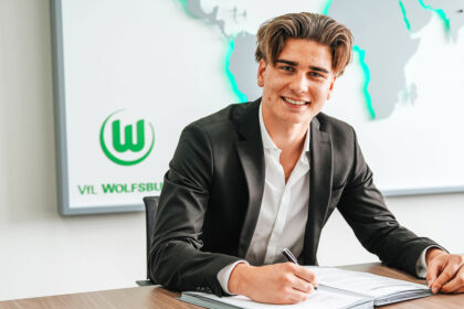 Jakub Zieliński Wolfsburg